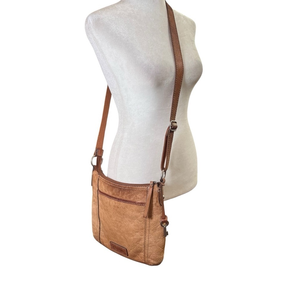 VTG FOSSIL Genuine Leather Brown Crossbody Bag Tan Satchel Zip-Top Key Charm Y2K - Picture 9 of 14
